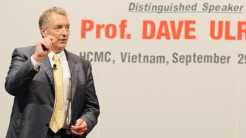 Giáo sư Dave Ulrich