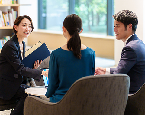 Chăm sóc & Phát triển Khách hàng Trung thành