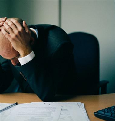 Tại sao ngồi ghế CEO mà không làm việc của CEO?